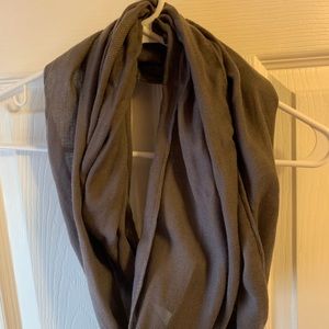 Infinity scarf